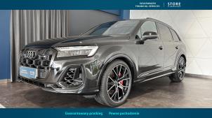 AUDI Q7 2024