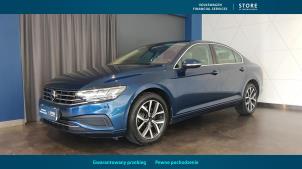 VOLKSWAGEN Passat 2021