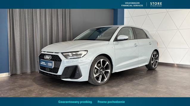 AUDI A1 2022