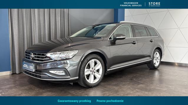 VOLKSWAGEN Passat 2022