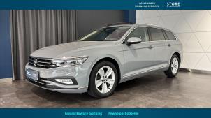 VOLKSWAGEN Passat 2022