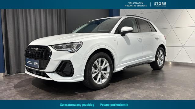 AUDI Q3 2024