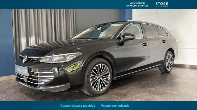 VOLKSWAGEN Passat 2024