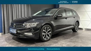 VOLKSWAGEN Passat 2023