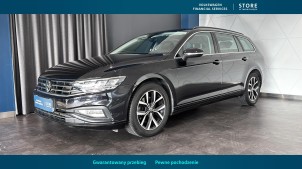 VOLKSWAGEN Passat 2023