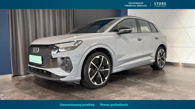 AUDI Q4 e-tron 2022