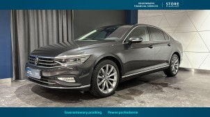 VOLKSWAGEN Passat 2022