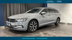 VOLKSWAGEN Passat 2023
