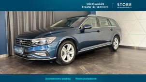 VOLKSWAGEN Passat 2023