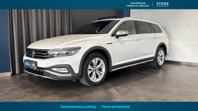 VOLKSWAGEN Passat 2022
