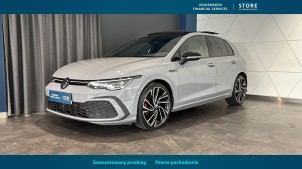 VOLKSWAGEN Golf 2024