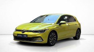 VOLKSWAGEN Golf 2023