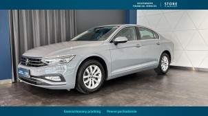 VOLKSWAGEN Passat 2022